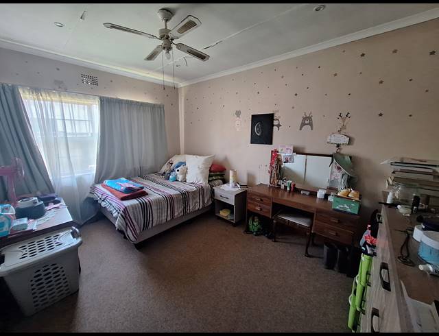 3 BEDROOM HOUSE FOR SALE IN VANDERBIJLPARK SE 2
